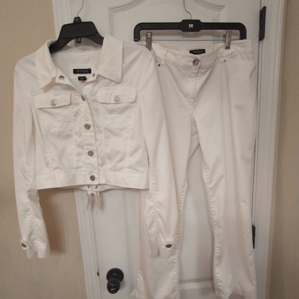White House Black Market White Straight Leg  Cropped Jeans - Picture 2 of 12